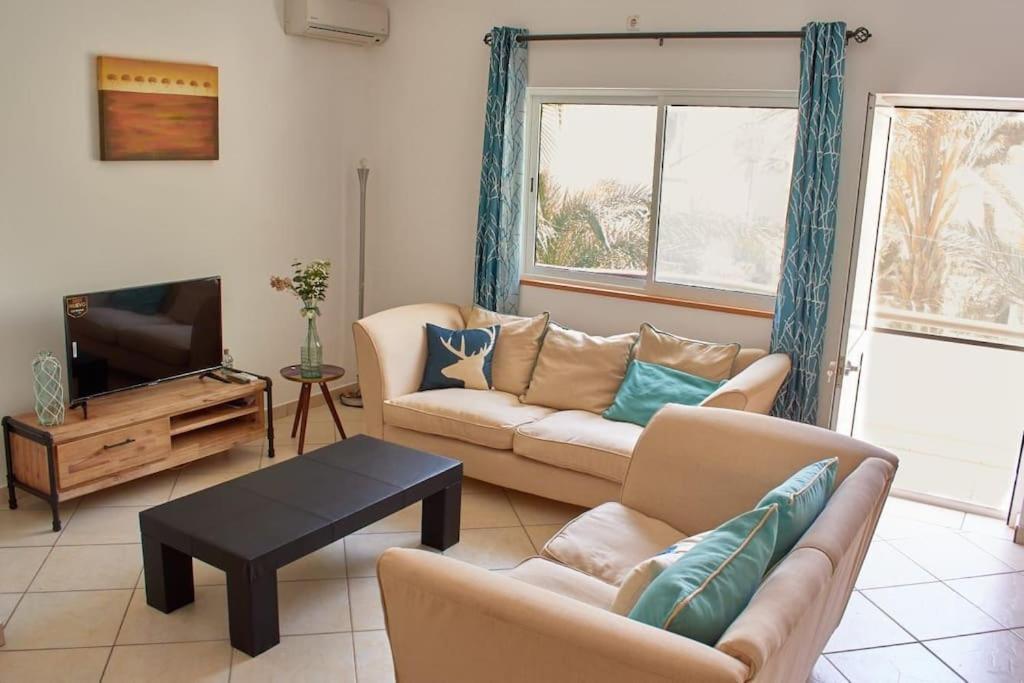 Apartamento T3 Encantador Com Piscina Wifi E Perto De Praia Santa Maria Eksteriør billede